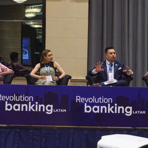 Banking y Retail_0003_DSC09512